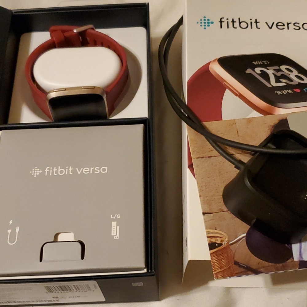 Fitbit Versa - image 4
